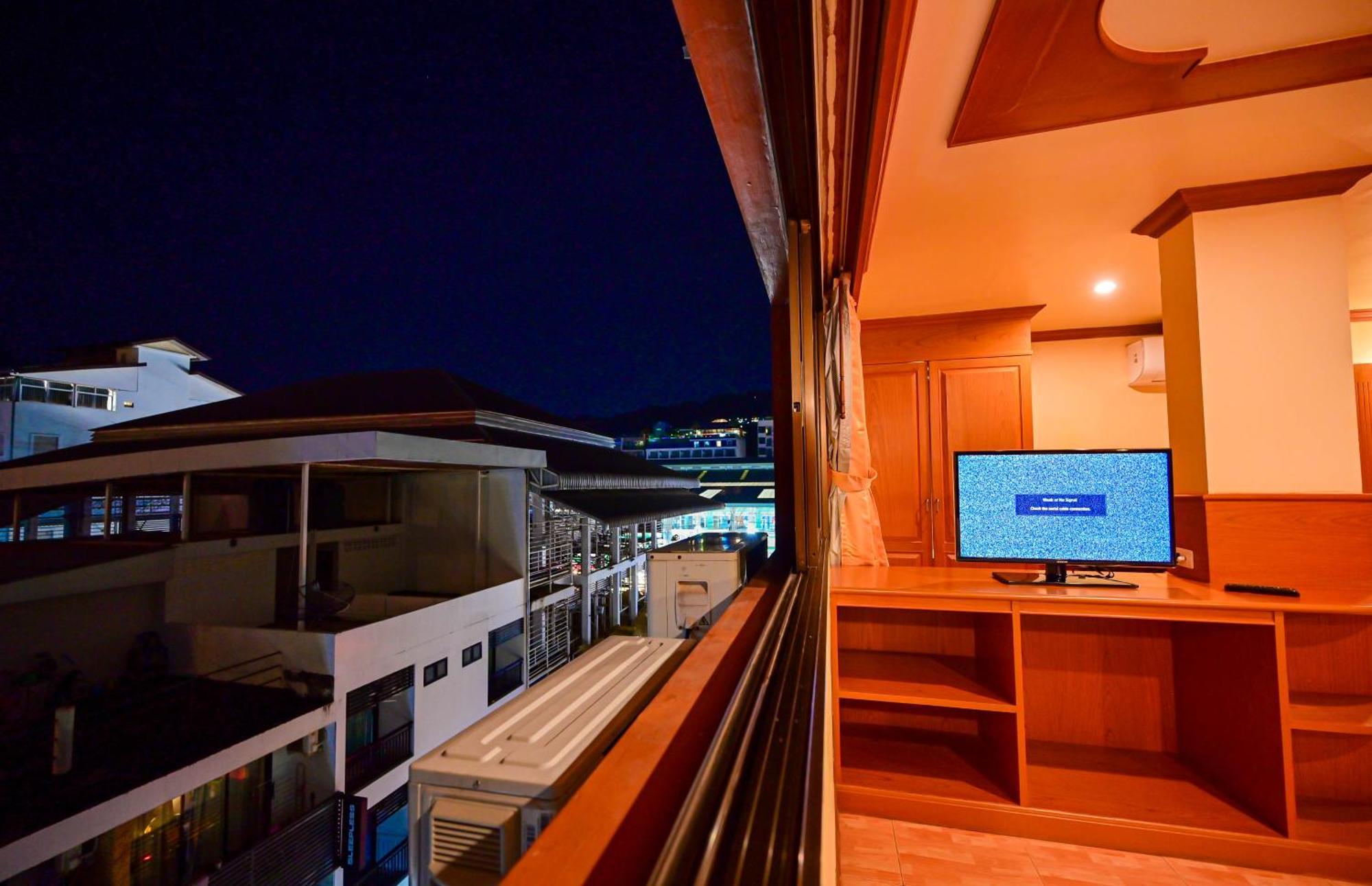 Tiger Complex Hotel Patong Exterior foto